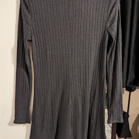Mango MNG Short Knitted Turtleneck Sweater Dress Gray Size 8 NWT - Picture 8 of 10